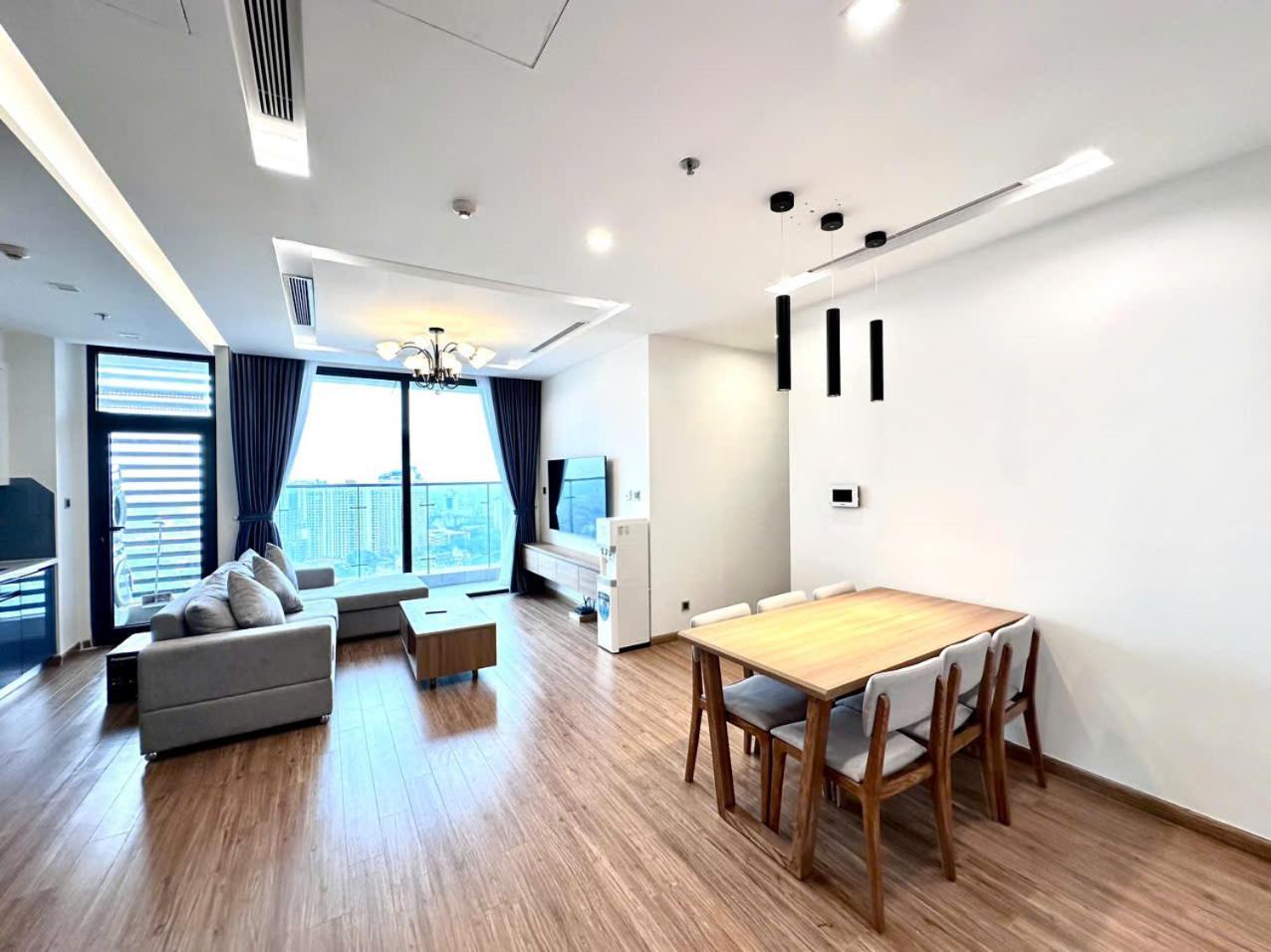 Luxury Apartment In Vinhomes Metropolis Hanoi Eksteriør billede