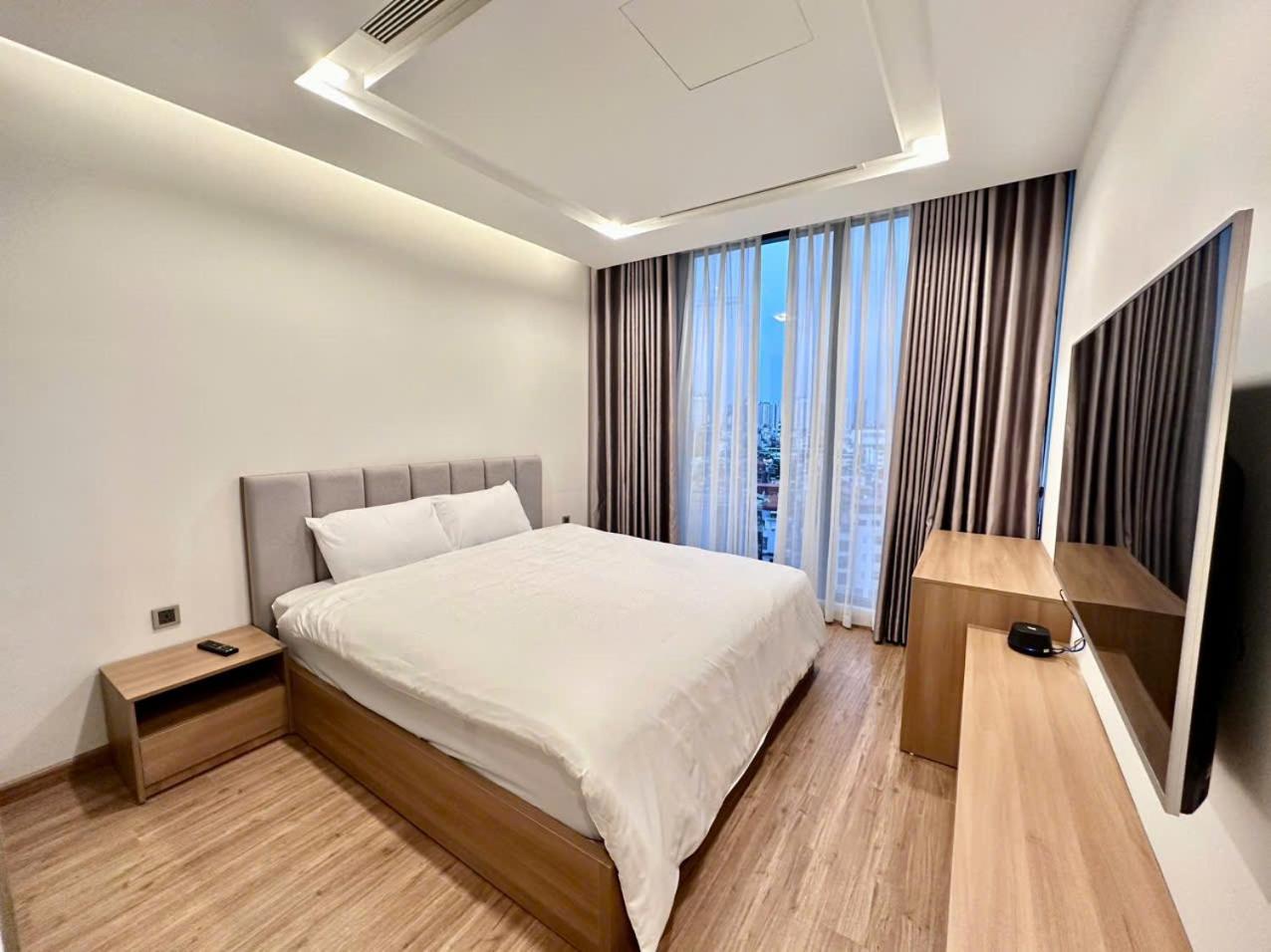 Luxury Apartment In Vinhomes Metropolis Hanoi Eksteriør billede