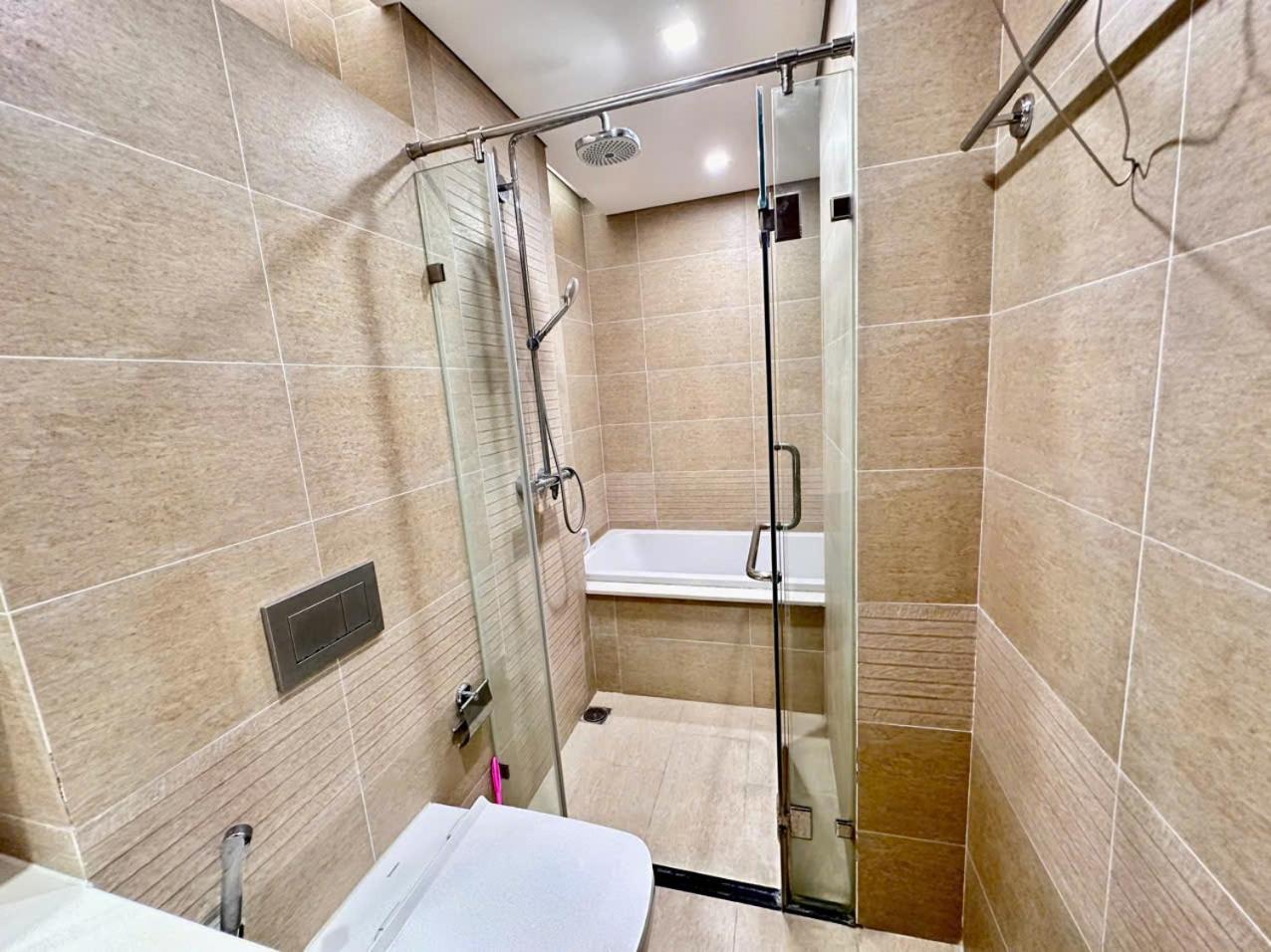Luxury Apartment In Vinhomes Metropolis Hanoi Eksteriør billede